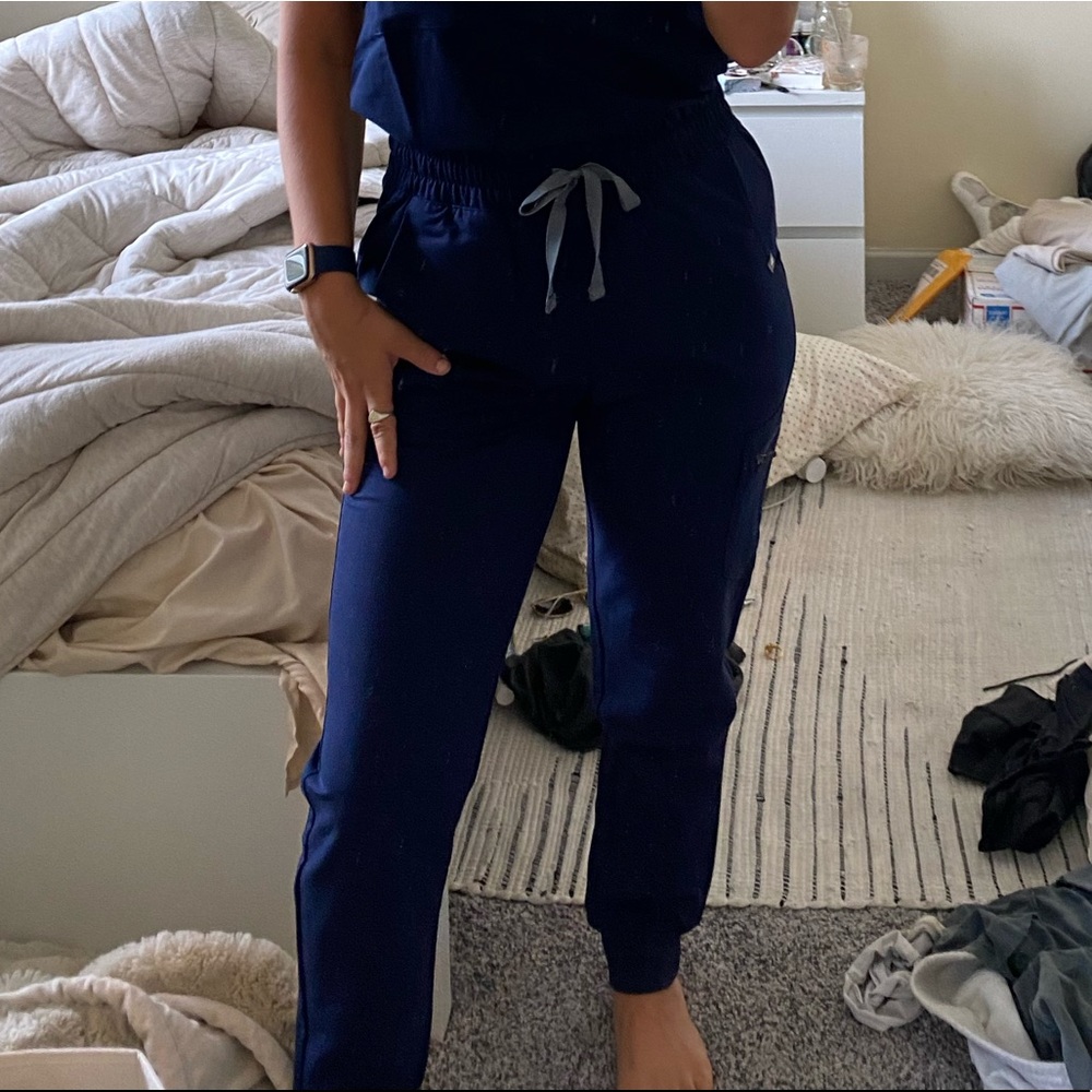 NAVY FIGS SIZE S PETITE HIGH WAISTED SCRUBPANTS
